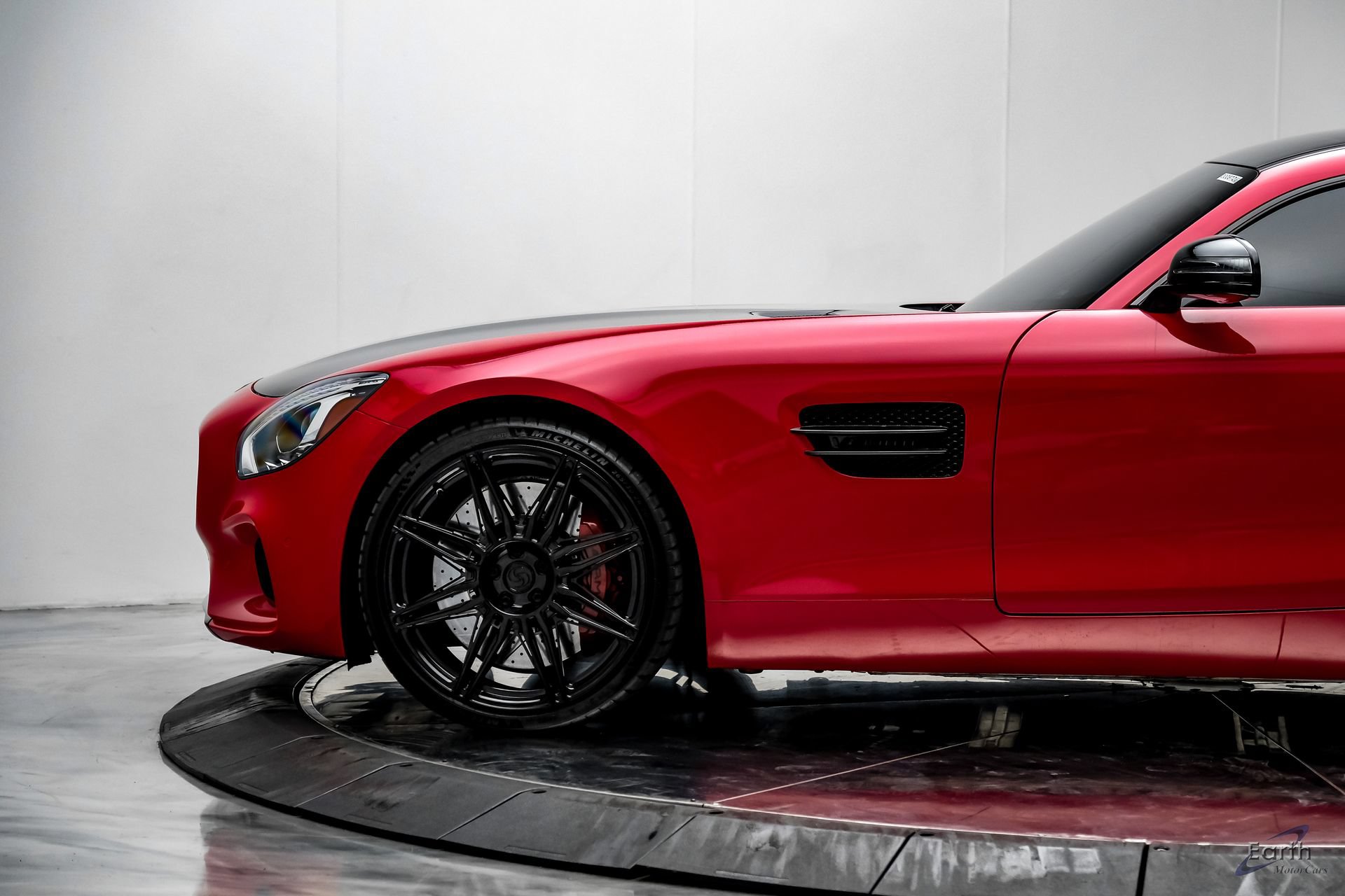 Used 2016 Mercedes-Benz AMG GT S image 9