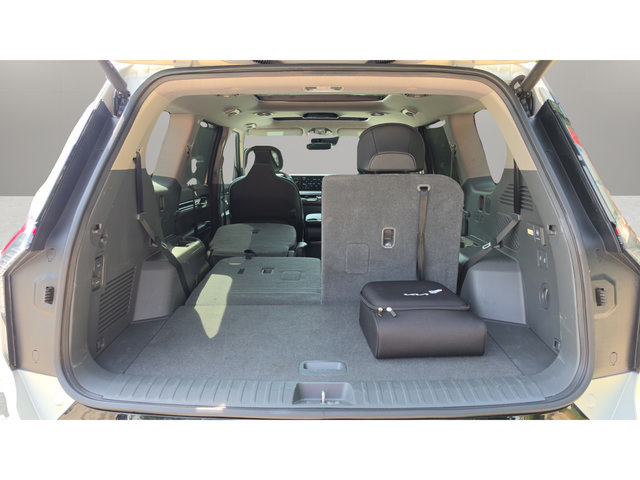 Used 2024 Kia EV9 Land AWD/4WD image 46