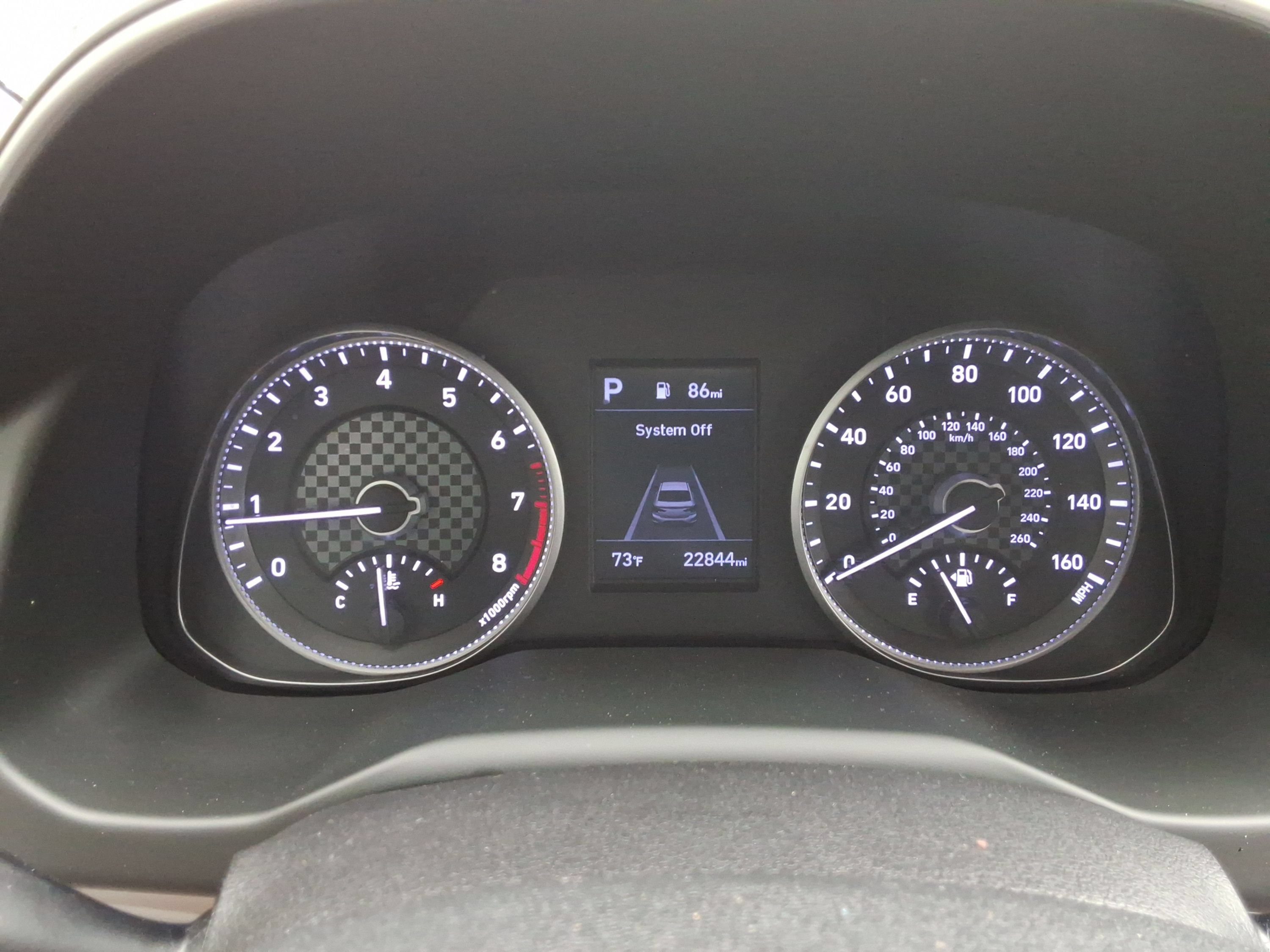 Used 2020 Hyundai Elantra SE FWD image 14