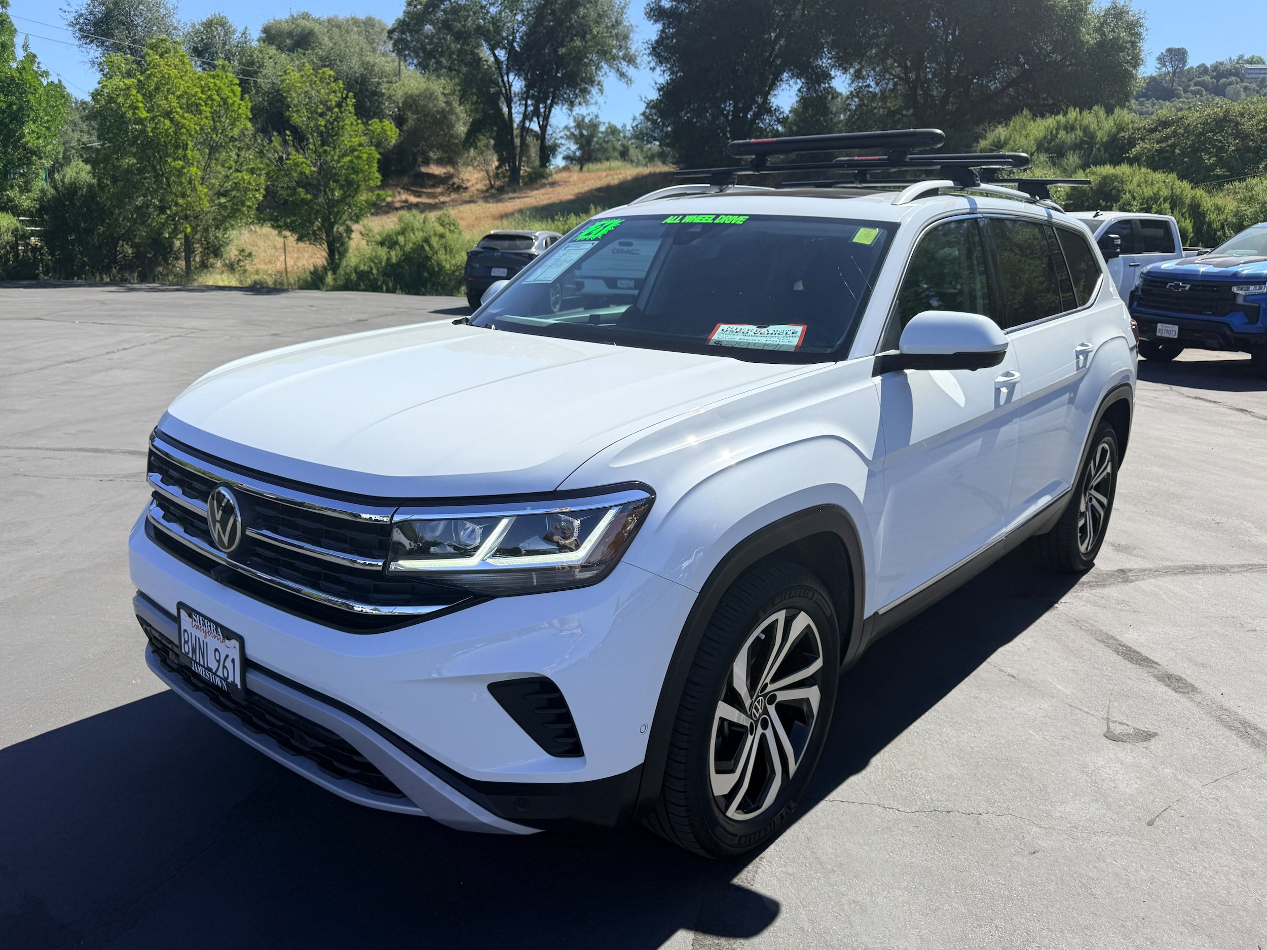 Used 2021 Volkswagen Atlas SEL Premium AWD/4WD image 2