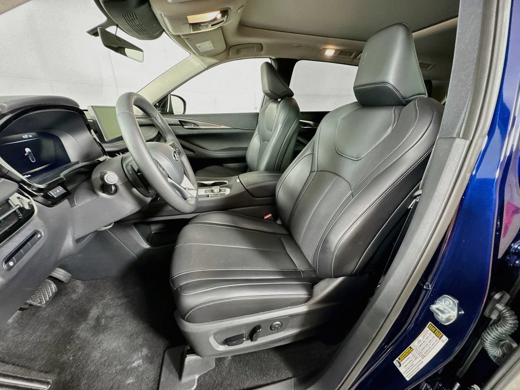 Certified 2026 INFINITI QX60 Pure w/ Cargo Package AWD/4WD image 28