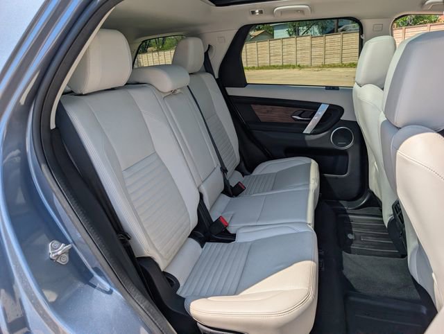 Used 2023 Land Rover Discovery Sport S image 28