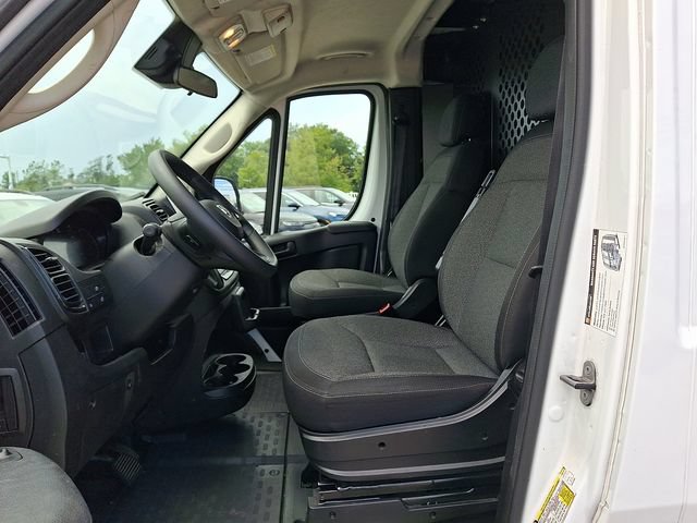 Used 2025 RAM ProMaster 2500 w/ U-Haul Equipment Group FWD image 18