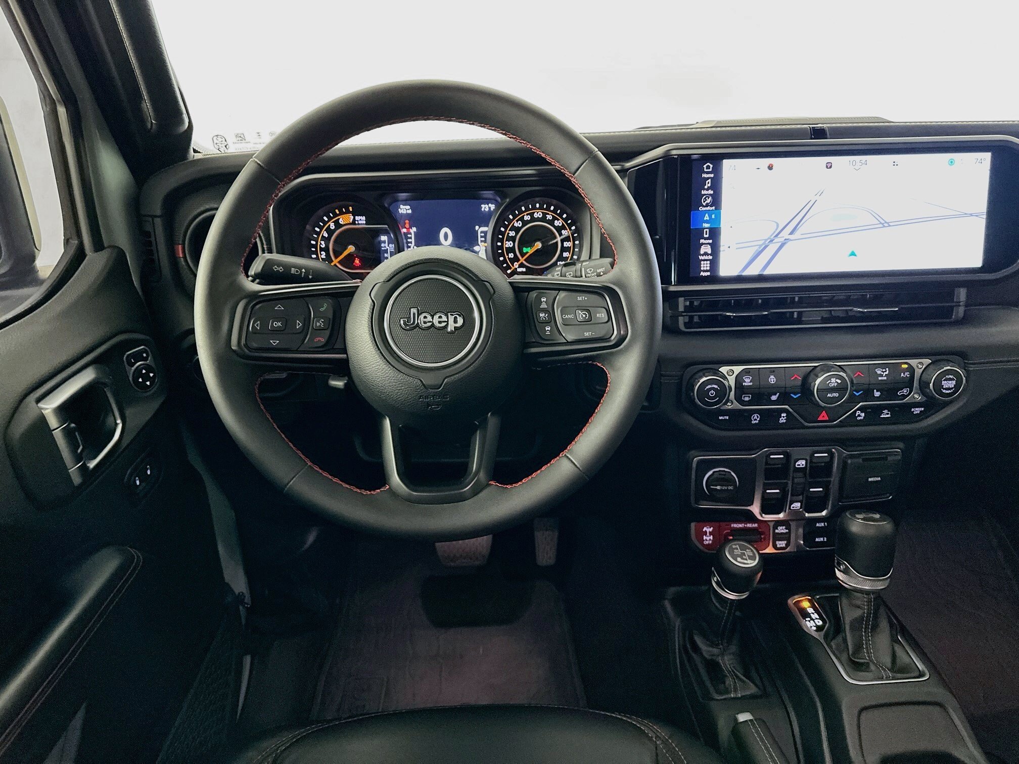 Certified 2024 Jeep Wrangler Unlimited Rubicon AWD/4WD image 27