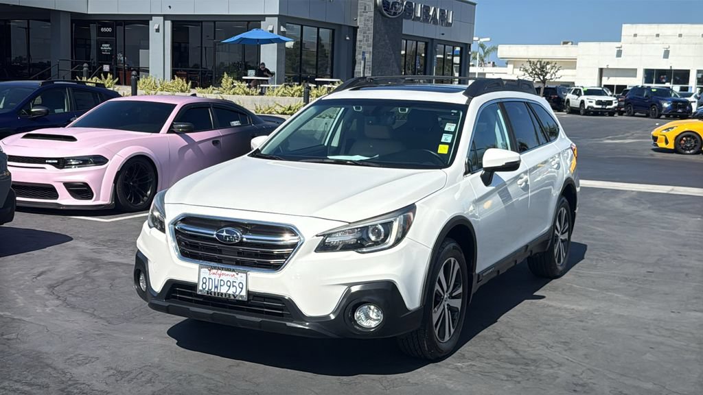 Used 2018 Subaru Outback 3.6R Limited AWD/4WD image 3