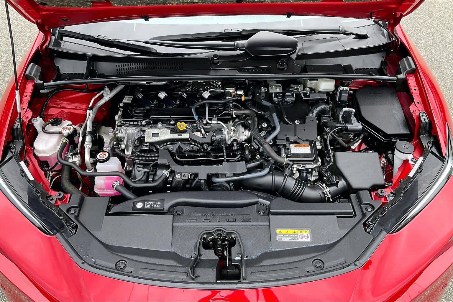 Used 2024 Toyota Prius XLE AWD/4WD image 29