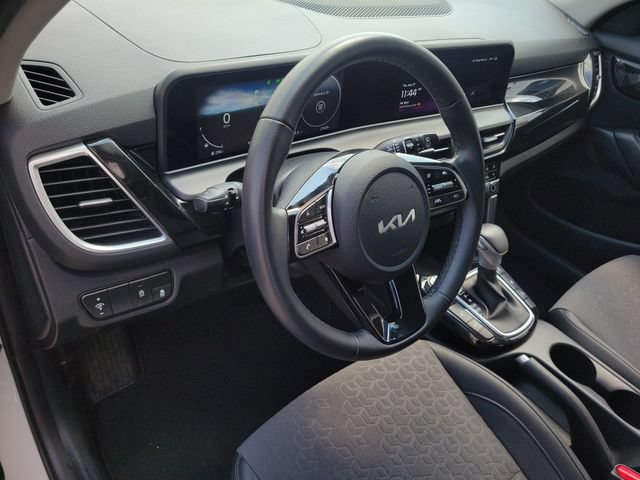 Used 2024 Kia Seltos S AWD/4WD image 15
