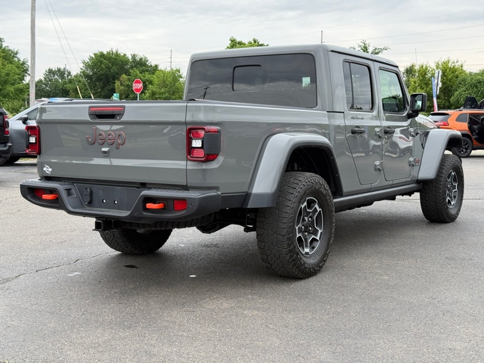 Used 2021 Jeep Gladiator Mojave w/ Uconnect 4C Nav & Sound Group AWD/4WD image 8