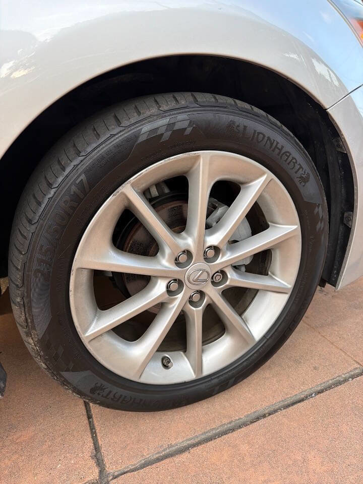 Used 2012 Lexus CT 200h Premium w/ Premium Audio Pkg image 33