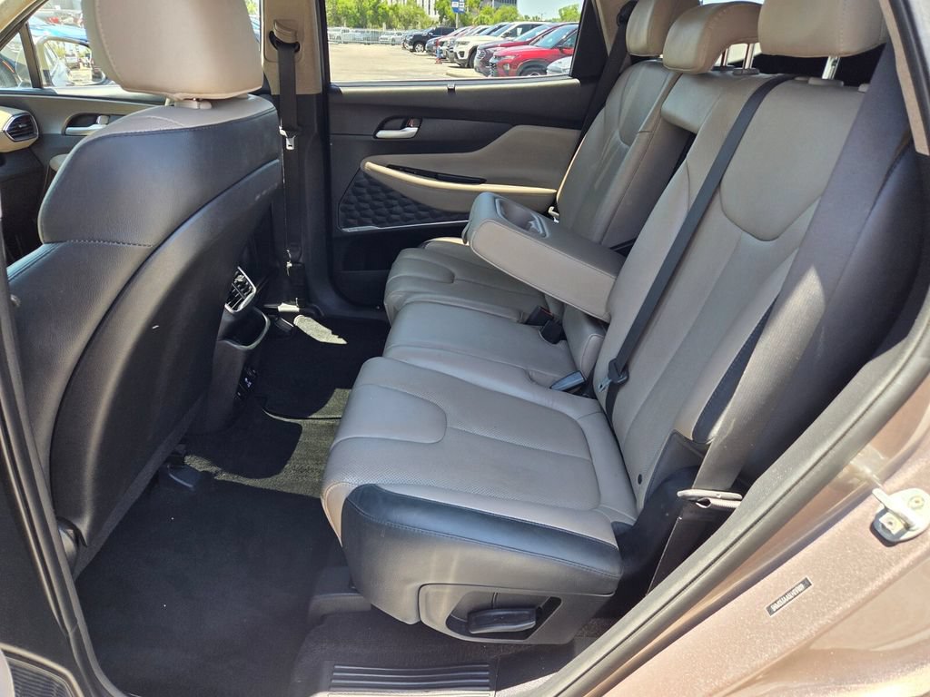 Used 2020 Hyundai Santa Fe Limited FWD image 7