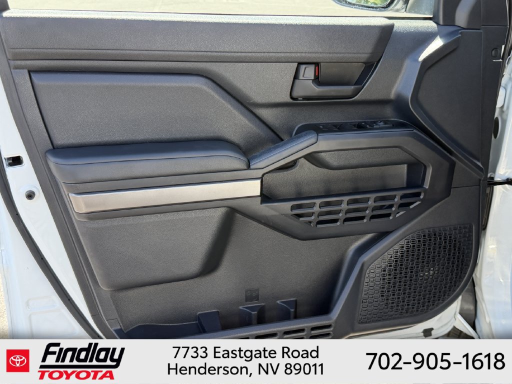 Certified 2025 Toyota 4Runner SR5 AWD/4WD image 20