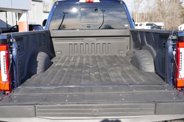 Used 2025 Ford F450 Platinum w/ FX4 Off-Road Package image 49