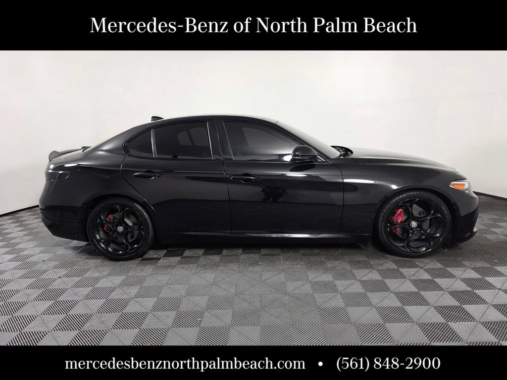 Used 2021 Alfa Romeo Giulia Ti Sport RWD image 7