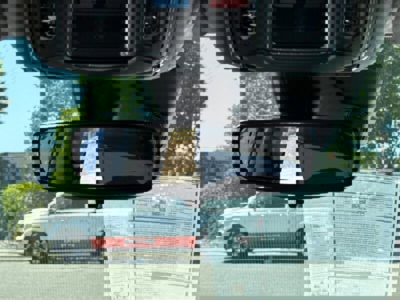 Used 2023 Jeep Grand Cherokee Limited image 75