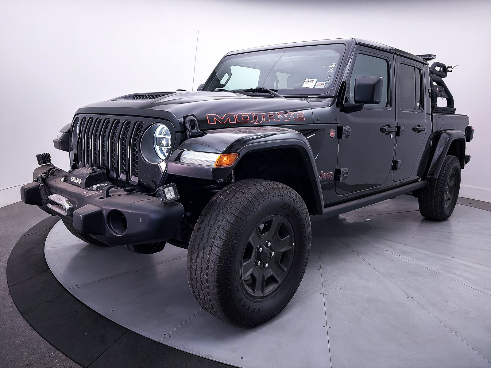 Used 2021 Jeep Gladiator Mojave AWD/4WD image 16