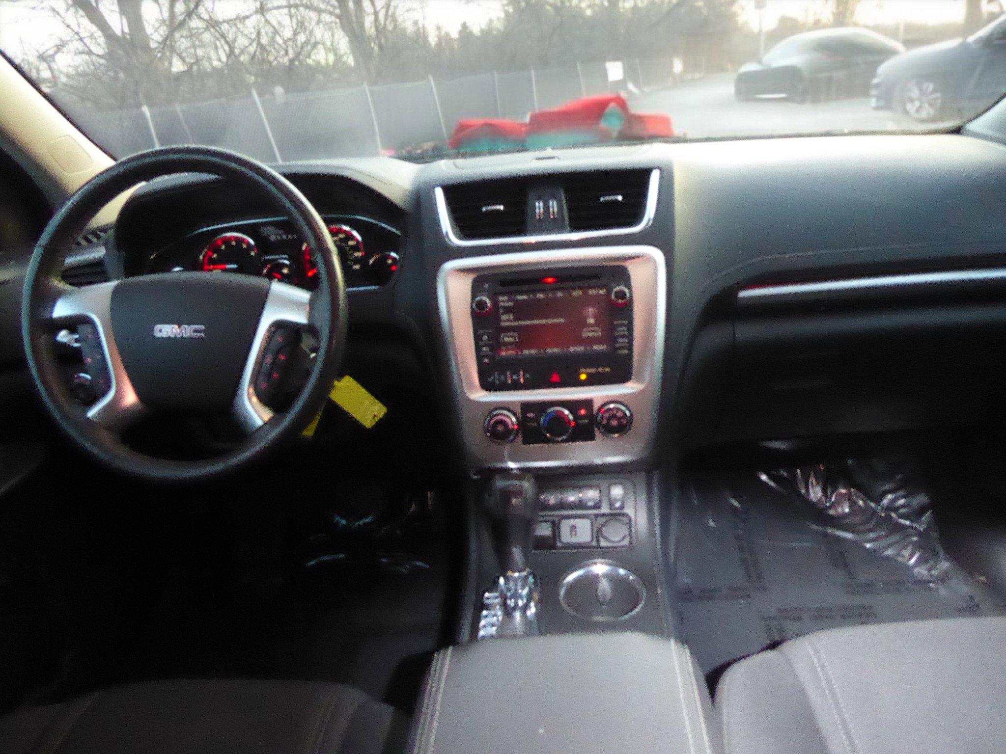 Used 2016 GMC Acadia SLE image 13