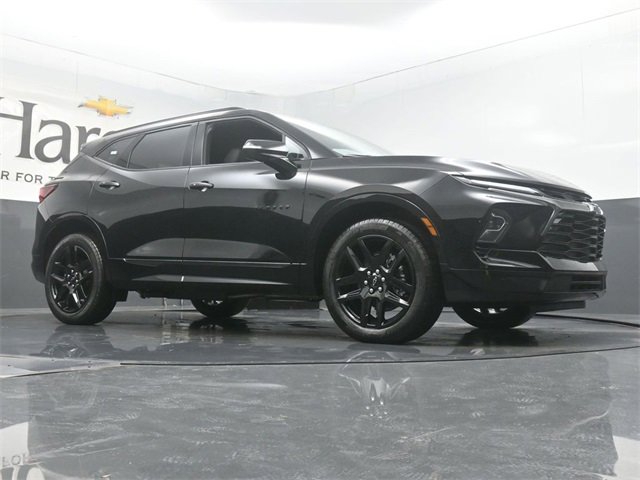New 2025 Chevrolet Blazer RS w/ Driver Confidence II Package image 2