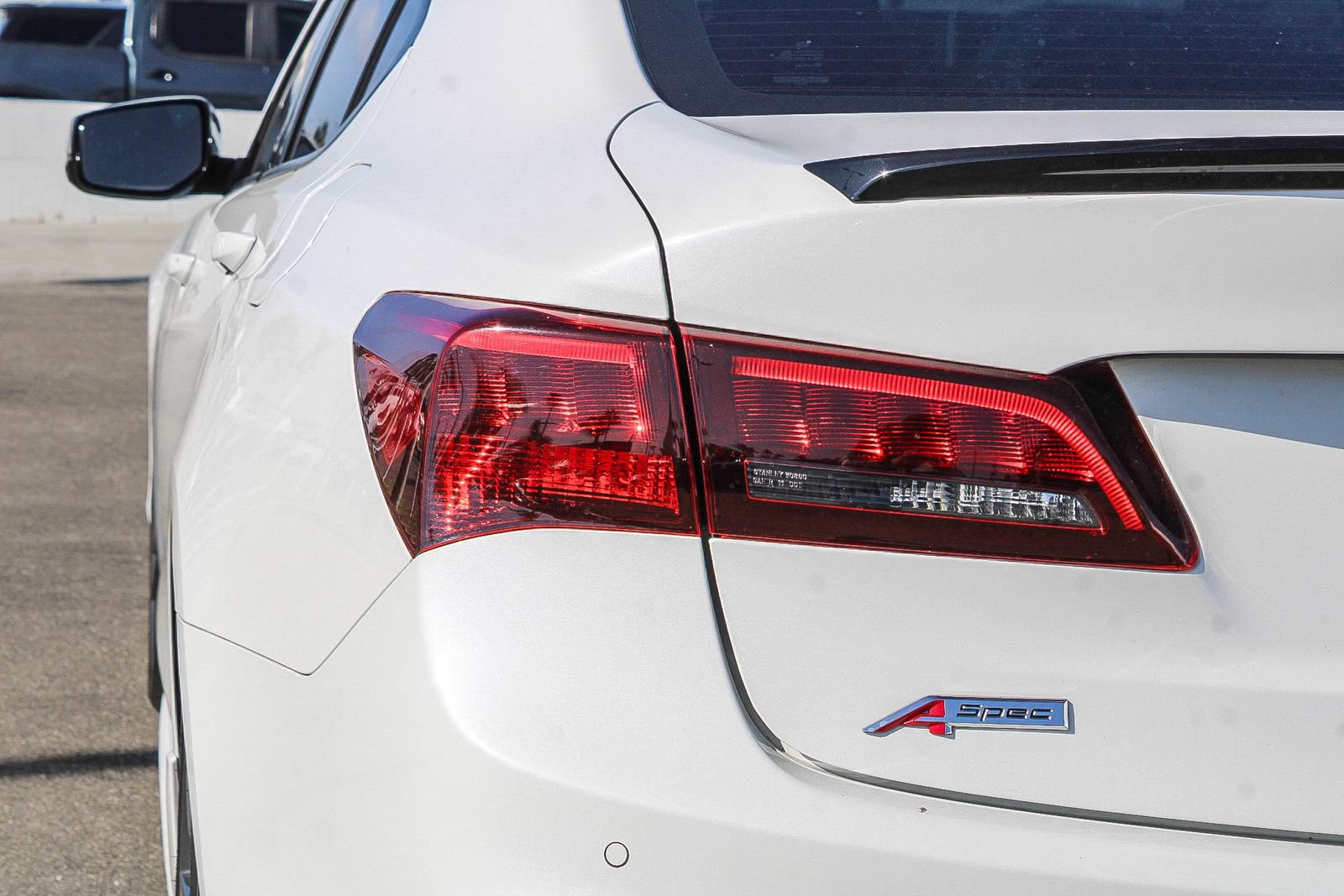 Used 2018 Acura TLX w/ Technology & A-SPEC Package FWD image 7