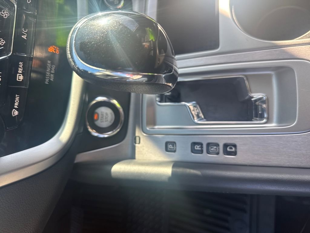 Certified 2024 Nissan Murano SV w/ SV Midnight Edition Package image 25