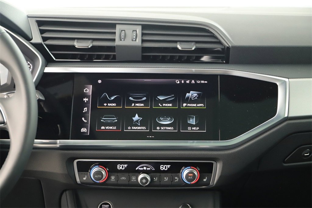 New 2025 Audi Q3 2.0T Premium image 19