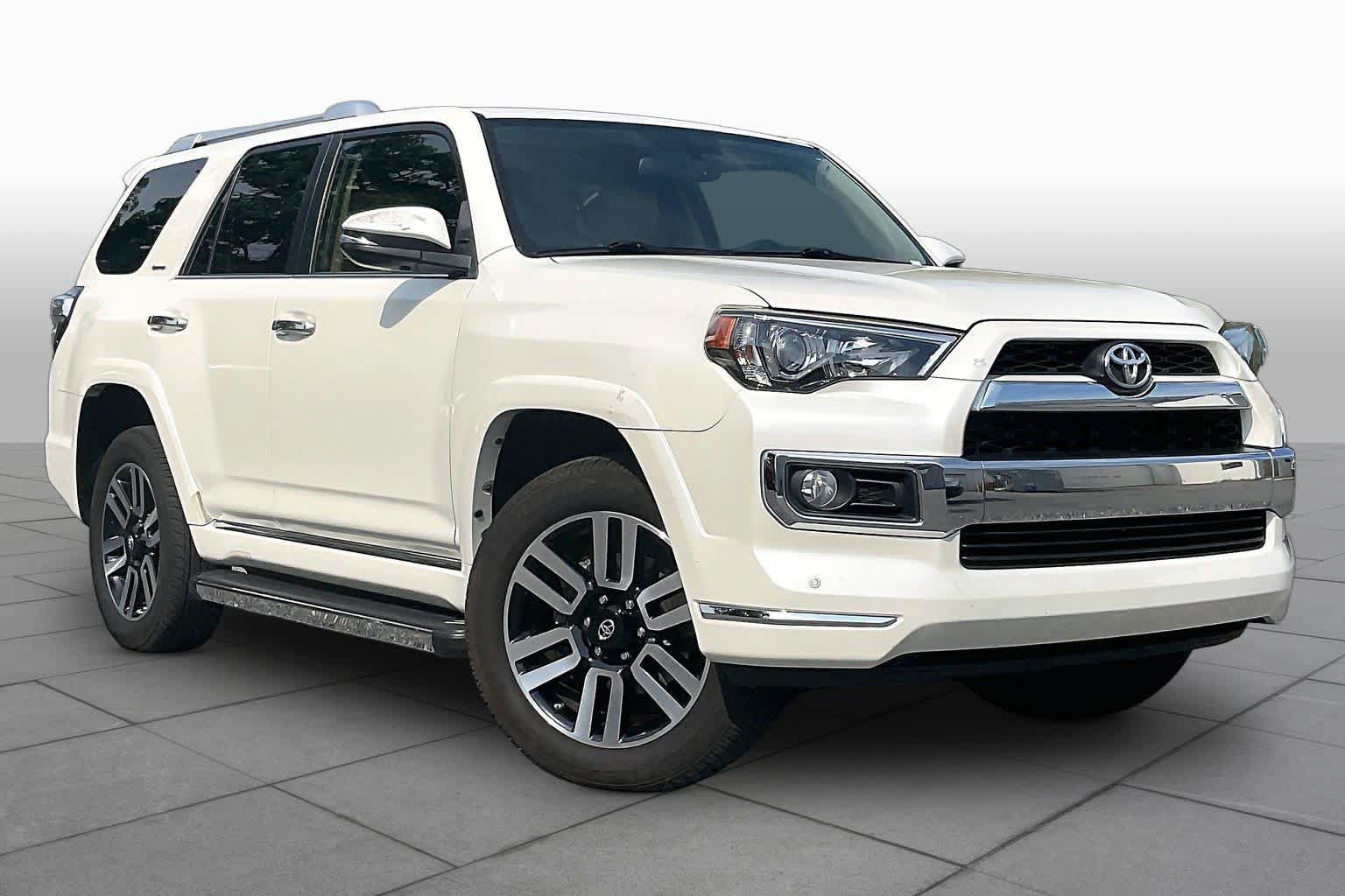 Used 2015 Toyota 4Runner Limited AWD/4WD image 2