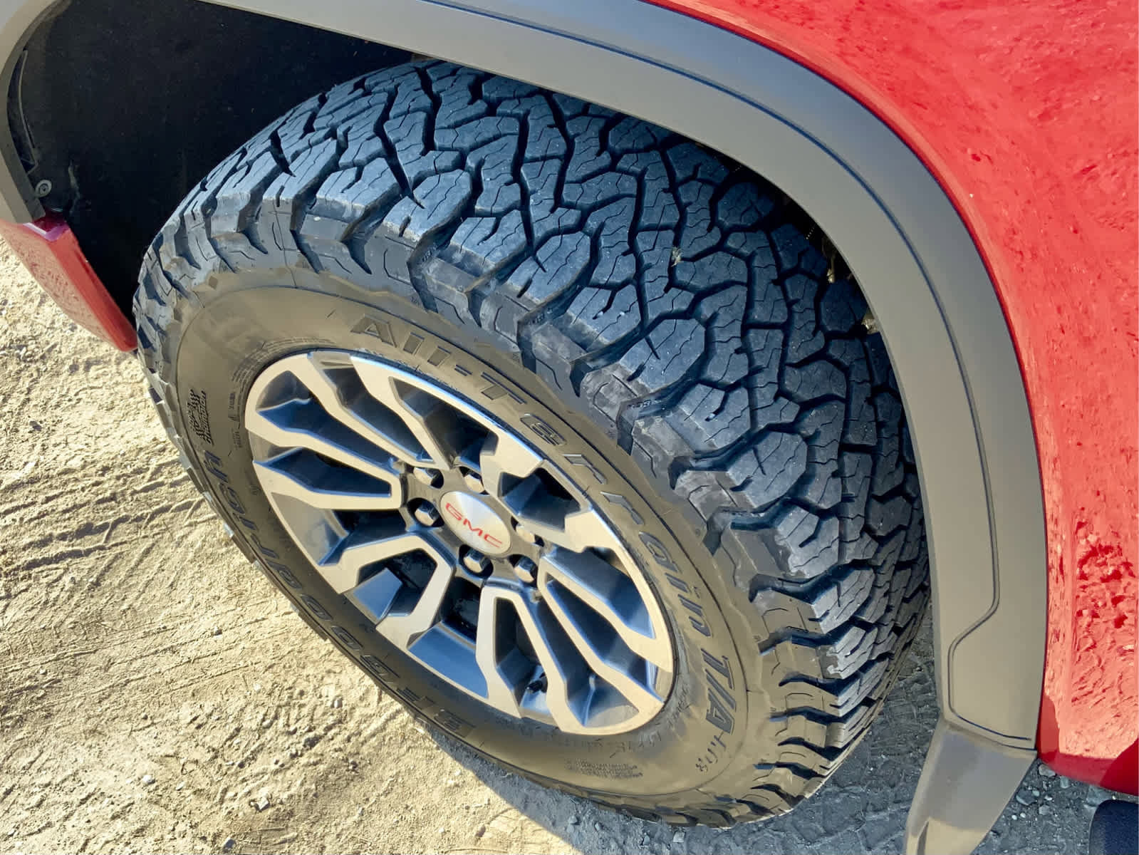 Used 2021 GMC Sierra 1500 AT4 w/ AT4 Premium Package image 16