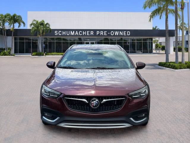 Used 2020 Buick Regal Essence AWD/4WD image 2