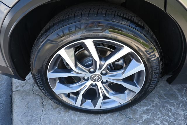 Used 2023 Acura MDX SH-AWD w/ Technology Package image 12