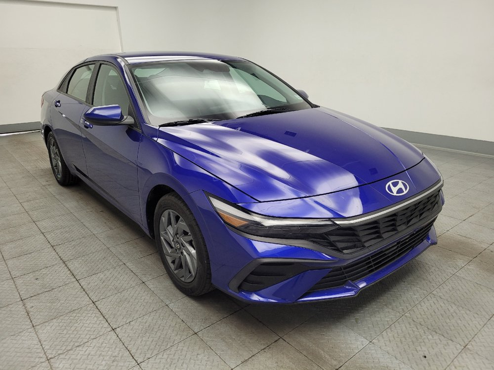 Used 2024 Hyundai Elantra Blue FWD image 13