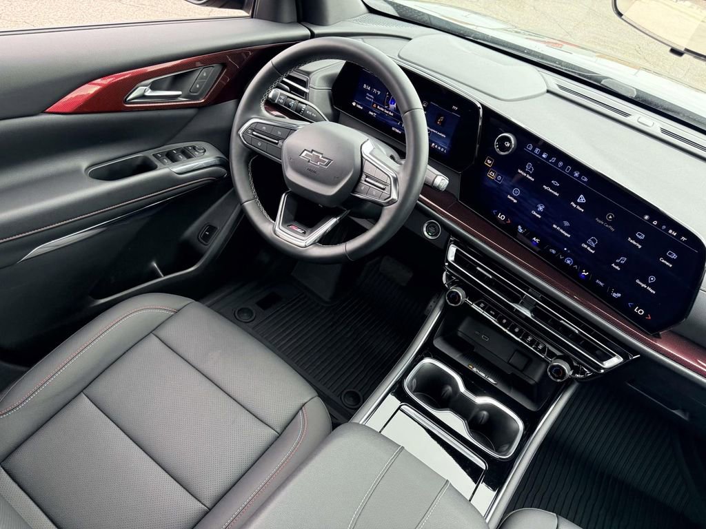 Used 2026 Chevrolet Traverse Z71 w/ Driver Confidence Package image 28