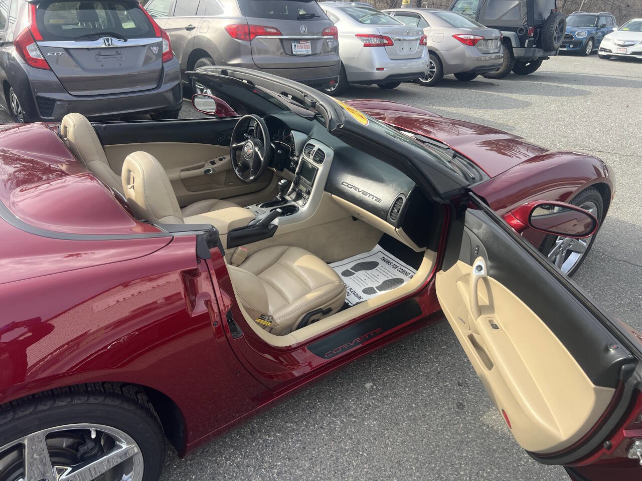 Used 2005 Chevrolet Corvette Convertible w/ Preferred Equipment Group RWD image 21