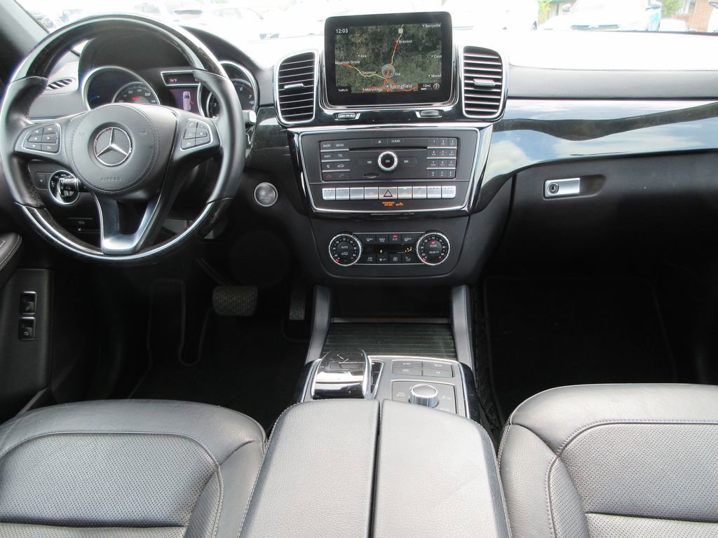 Used 2019 Mercedes-Benz GLS 450 4MATIC image 16