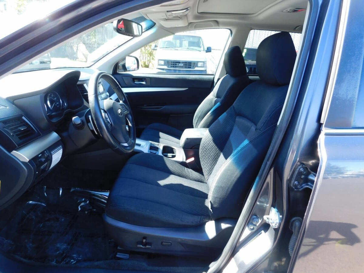 Used 2012 Subaru Outback 2.5i Premium image 7