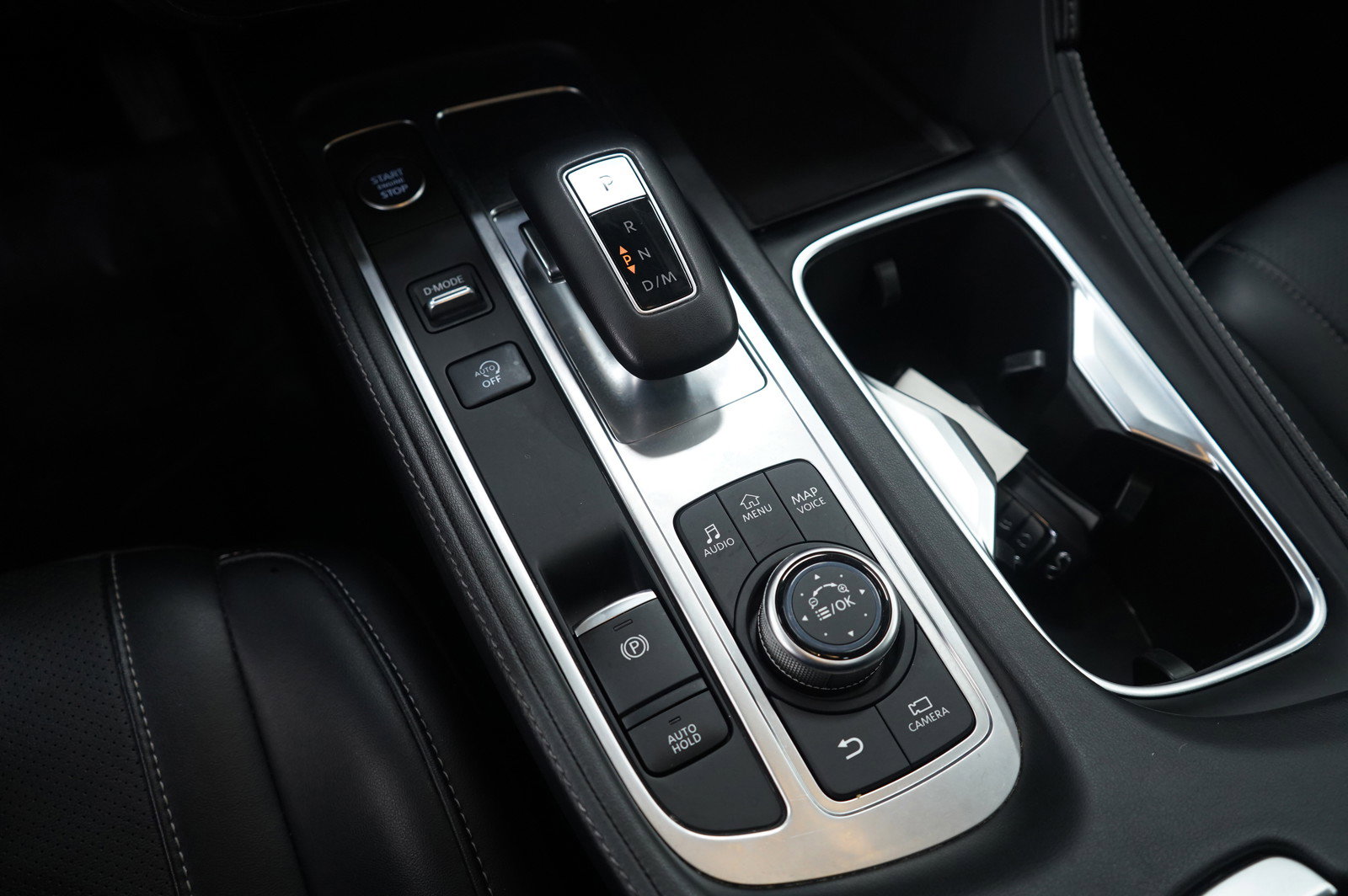 Used 2024 INFINITI QX60 Sensory image 22