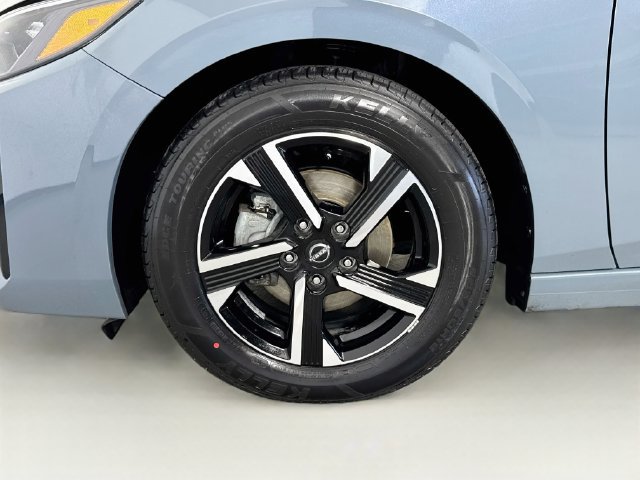 Used 2024 Nissan Sentra SV FWD image 29