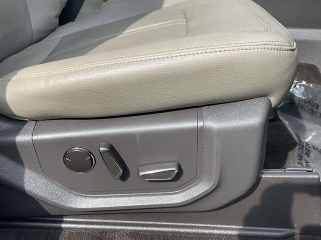 Certified 2019 Ford Expedition Max Limited w/ Special Edition Package AWD/4WD image 33