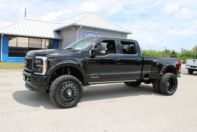 Used 2023 Ford F450 Platinum w/ FX4 Off-Road Package image 5