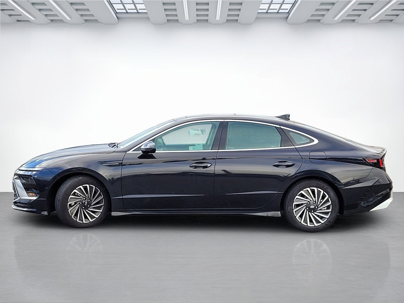 Certified 2025 Hyundai Sonata Limited image 7