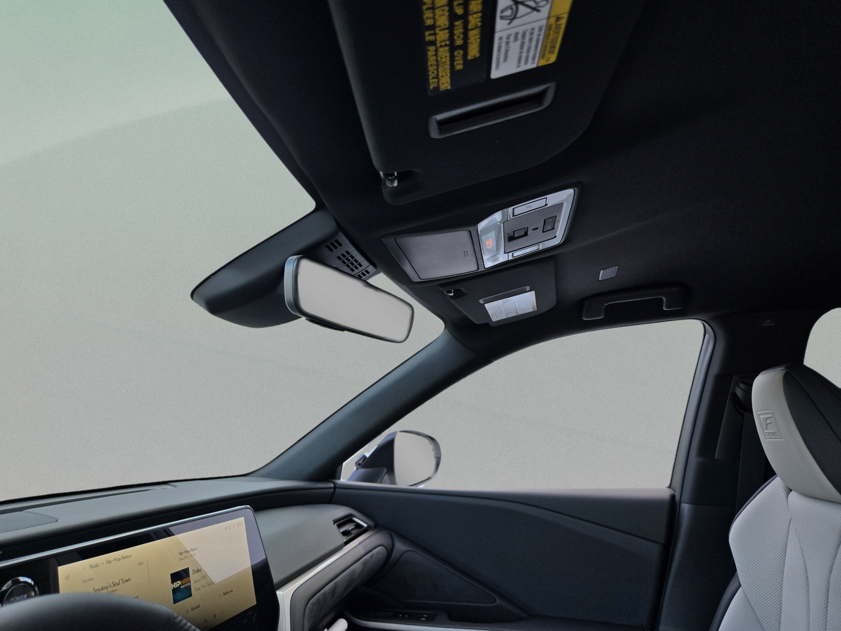 New 2026 Lexus TX 500h AWD image 17