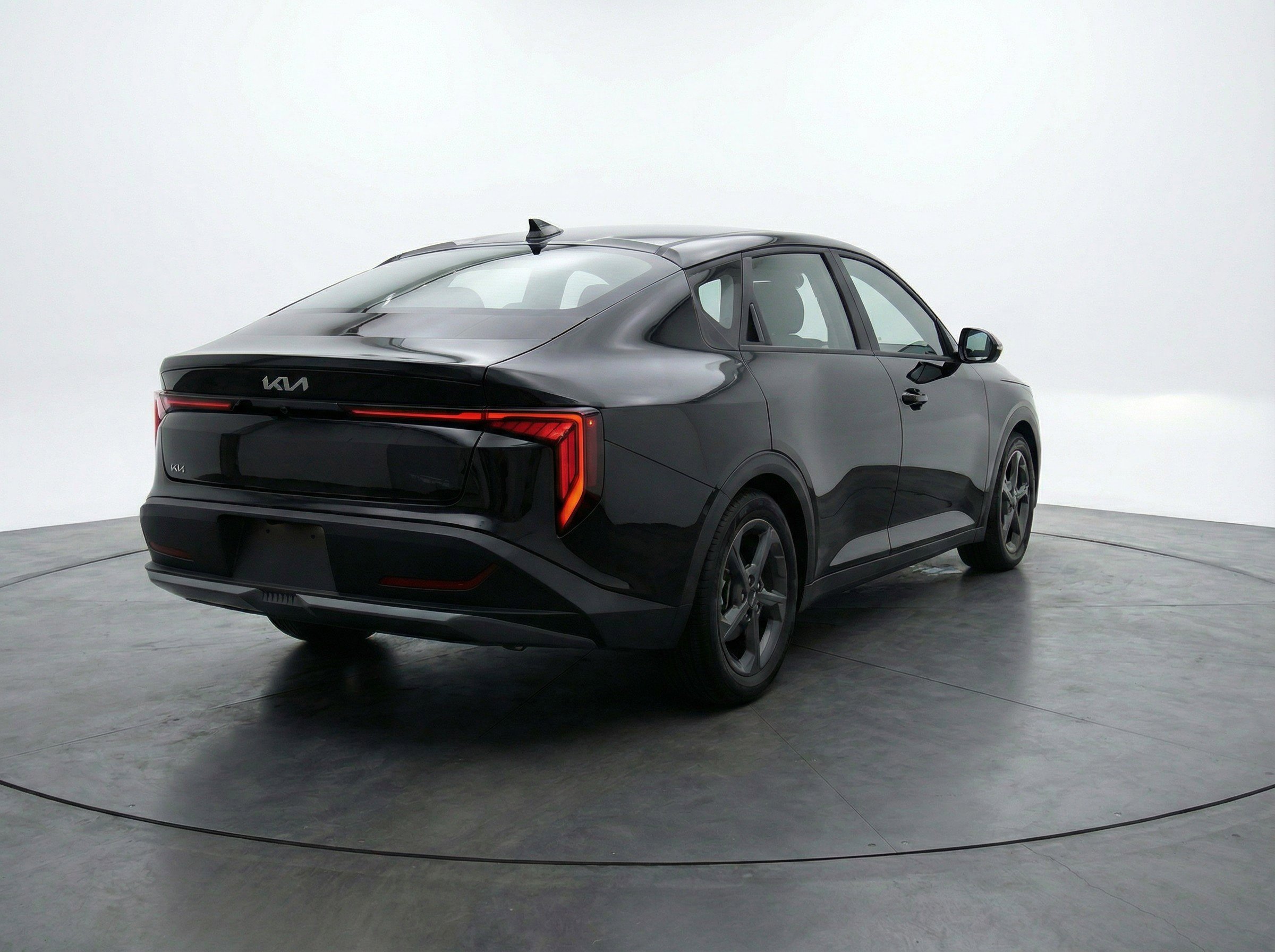 Used 2025 Kia K4 FWD image 9