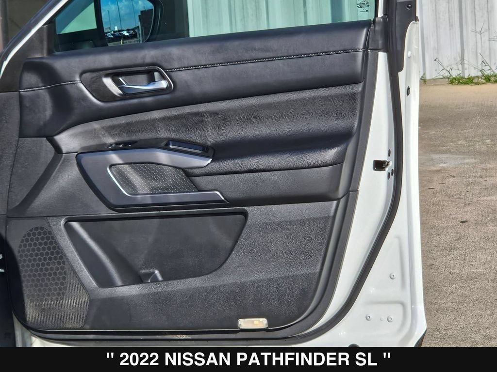 Used 2022 Nissan Pathfinder SL FWD image 35