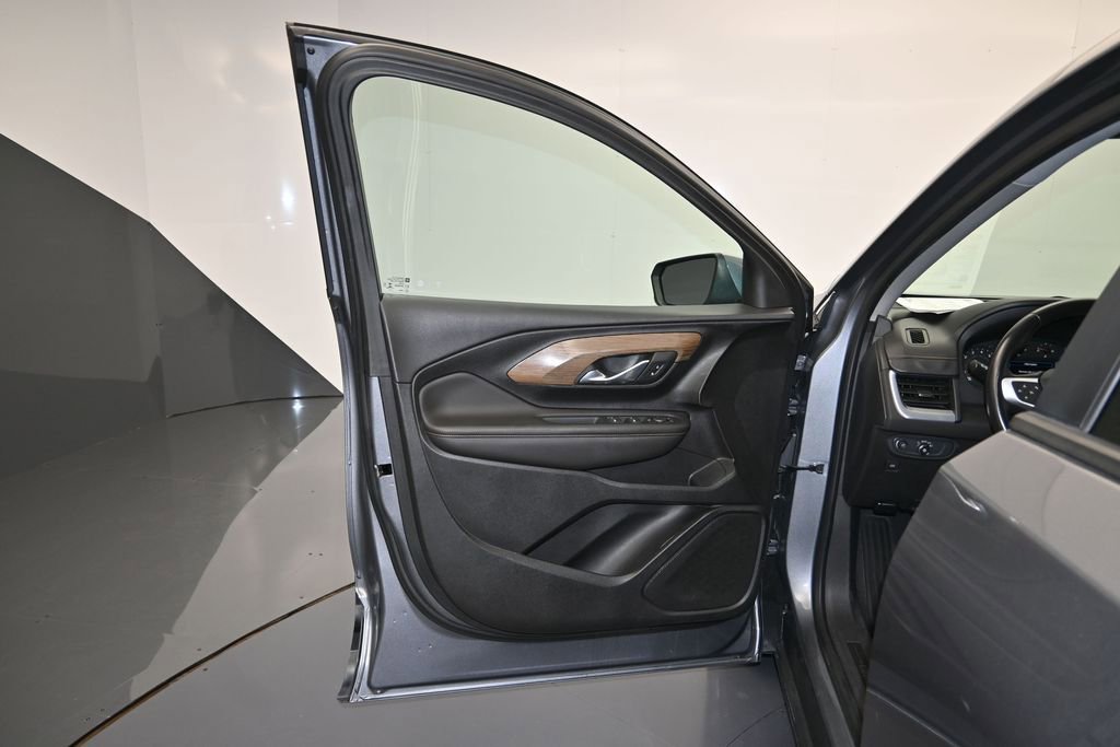 Used 2021 GMC Terrain SLE FWD image 10