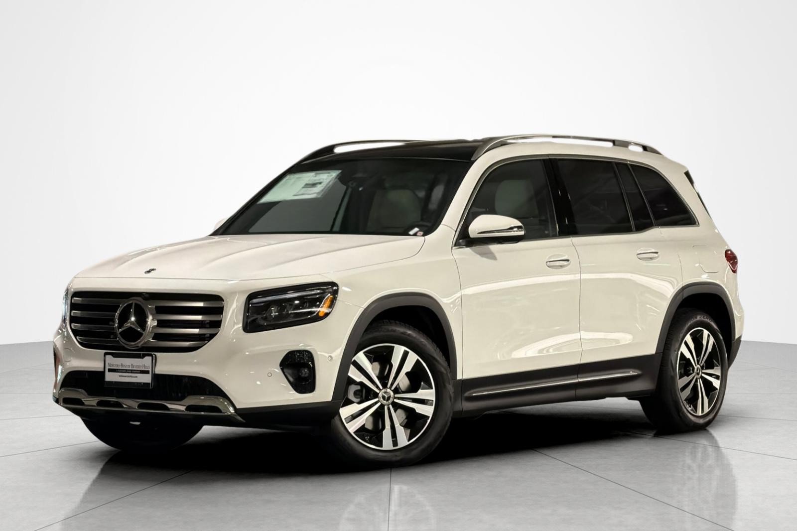 New 2026 Mercedes-Benz GLB 250 image 1