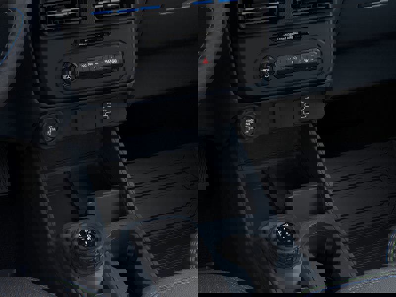 New 2025 Ford Maverick Lobo image 16