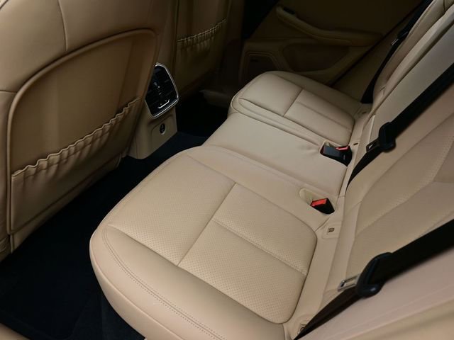 New 2026 Porsche Macan image 15