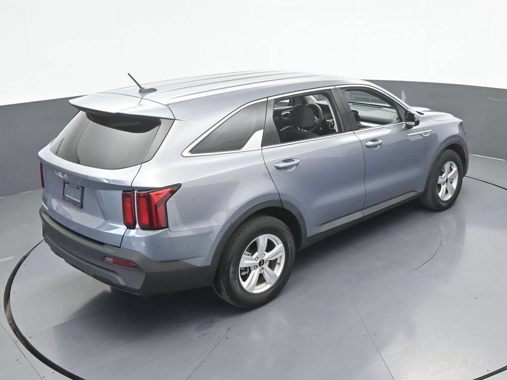 Used 2023 Kia Sorento LX FWD image 50