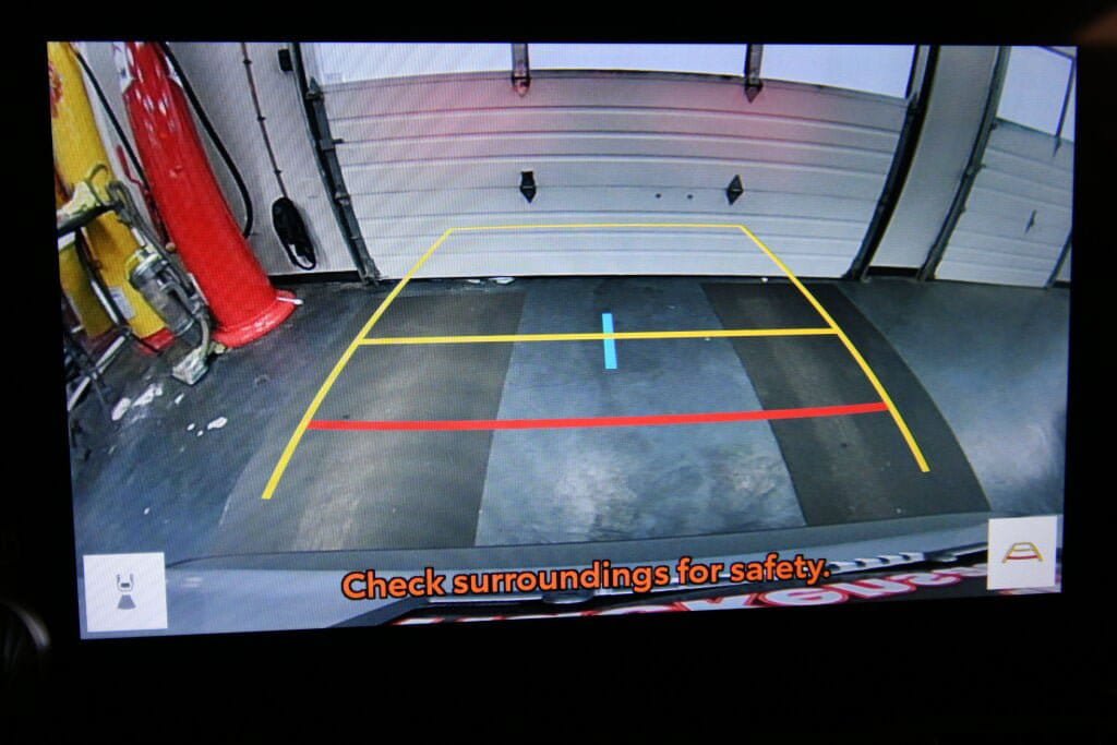 Used 2025 Toyota RAV4 LE FWD image 18