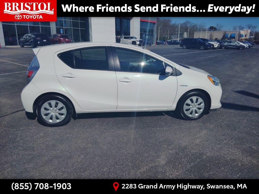 Used 2014 Toyota Prius C Two image 8