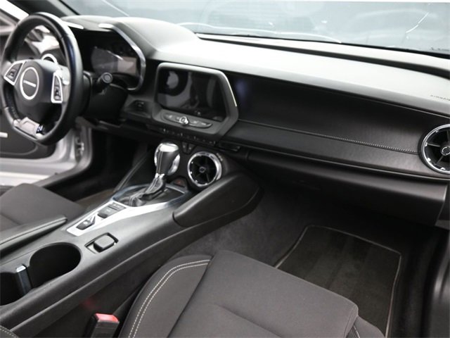 Used 2018 Chevrolet Camaro LT w/ Technology Package image 24