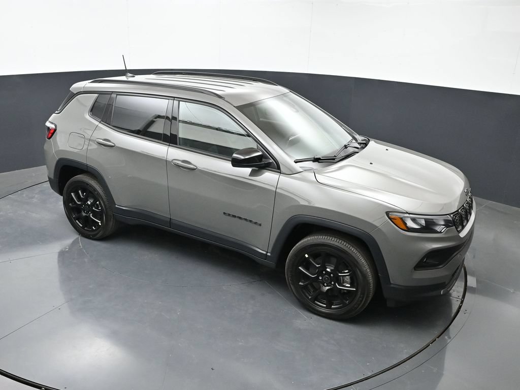 New 2026 Jeep Compass Latitude AWD/4WD image 39